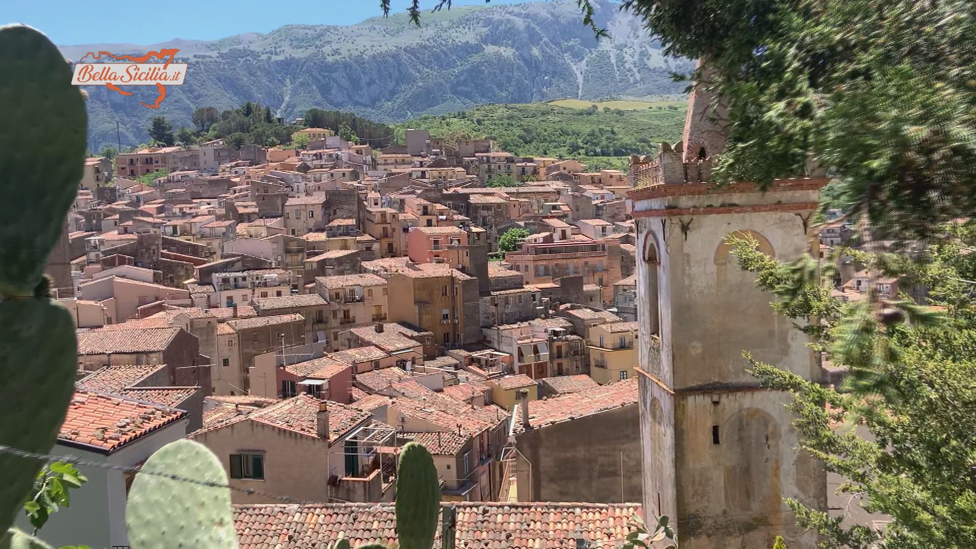 Isnell Isnello, il borgo