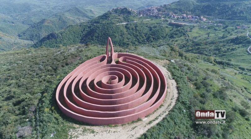 Il Labirinto di Arianna, capolavoro di arte contemporanea in Sicilia